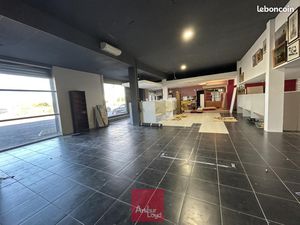 Local commercial 580 m²