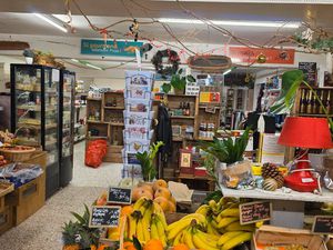 À vendre : Fonds de commerce – Épicerie fine / Primeur / Supérette Commerce entièrement éq