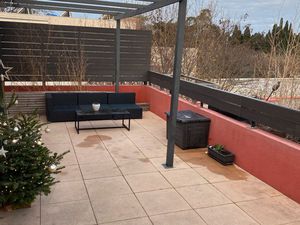 T3 lumineux avec grande terrasse de 37 m² plein Sud et box – Les Aubes