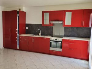 Appartement F3 55 m² avec terrasse  jardin et garage Gare de Melun à pied