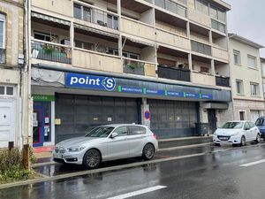 LOCAL 560 m2 CENTRE VILLE / AXE PASSANT