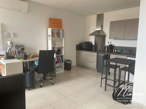 Studio 1 pièce 31 m²