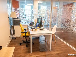 Bureau privatif 14 m² – Coworking Les Reflets – Saint-Herblain / Zénith – 500 /mois