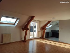 Appartement avec 3 Chambres 800