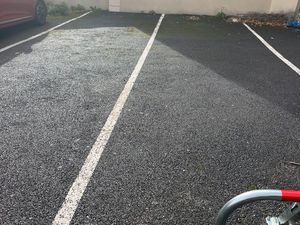 2 places de parking en enfilade proche gare de meaux (Villenoy)