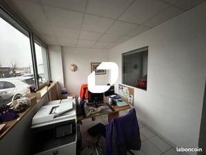 Local d'activité 310 m²