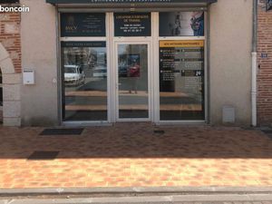 Local commercial place chaumeil