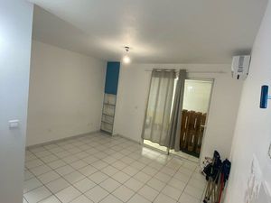 T1 à louer quartier Case Navire