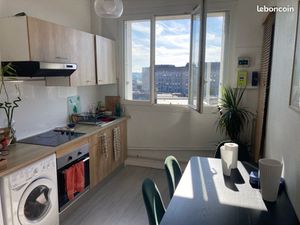 Location T2 vide hyper centre