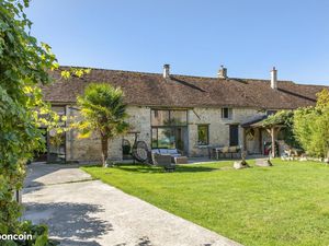 Ferme 7 pièces 285 m²