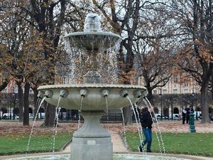 Studio t1 place des vosges 18m2 excellent etat