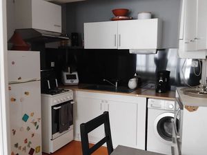 Bel F2 dans rue calme