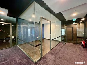 Bureaux 354 m²