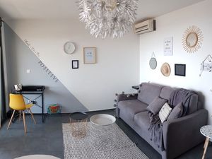 Grand studio meublé vue mer+parking