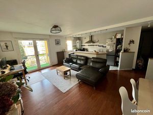 Appartement 3 pièces en bord de Sèvre