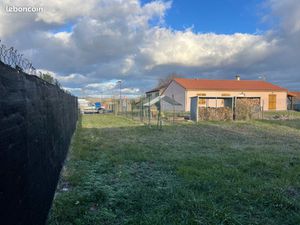 Terrain constructible 600 m²