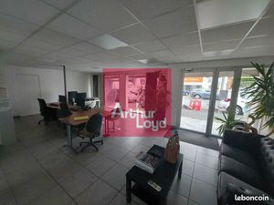 Local commercial 110 m²