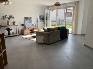 Loue tres joli appart t3 rdc jardin garage