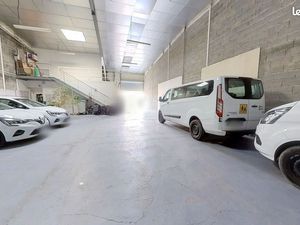 ? Local d'activité mixte hangar + bureaux à louer – Toulouse 31200