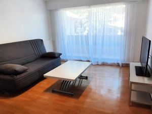 Studio meublé  8 min. Gare du Raincy avec parking + chauffage et eau inclus