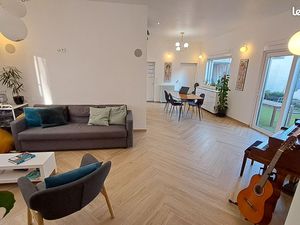 Maison 5/6 chambres - entièrement rénovée - 186m² / Jardin  garage et cave / CROIX - WASQU