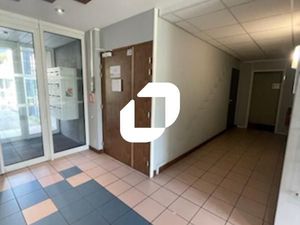 Bureaux 300 m²