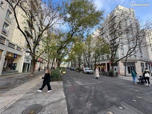 Local commercial 110 m²