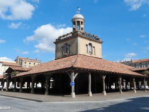 Hyper-centre revel local commercial avec vitrine