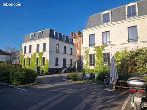 BUREAUX 100 m² IVRY PORT