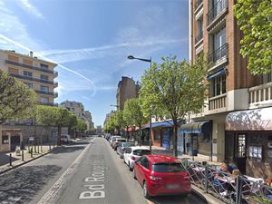 Boutique 247 m² MONTREUIL