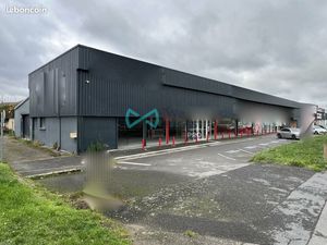 Local commercial 1 000 m²