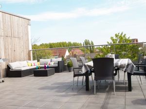 Appartement traversant 90m²+terrasse 50m²