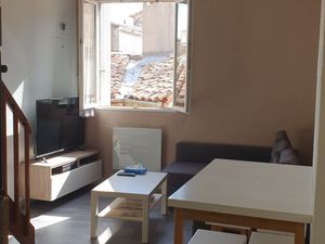 A louer T1/2 34m² Centre Ville Ecusson avec Garage