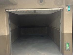 Garage / box / parking