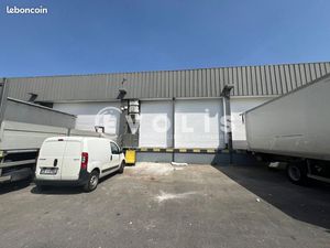 Local d'activité 190 m²