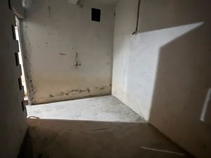 Cave très saine et chauffée 27 m3 ideal stockage au sec