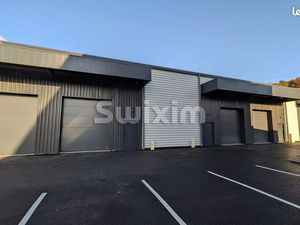 Entrepôt 749 m² Saint-Paul-Trois-Châteaux