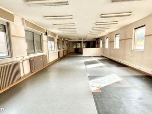 Fonds de commerce bureaux 320 m²