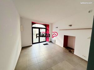 Local commercial 32 m² DOUARNENEZ