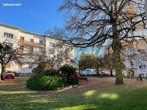 2 pièces de 42 82 m