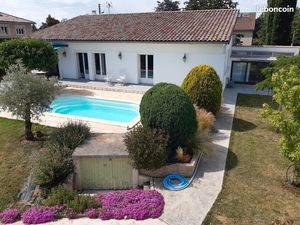 Maison plain-pied 150 m²  6 pièces  pas de travaux à prévoir