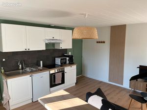 Loue T2 meublée proche centre ville avec garage