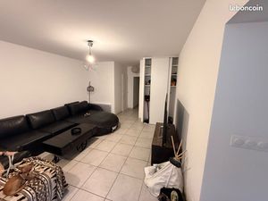 Appartement T3/4 - 83m2 - Beaucaire centre ville