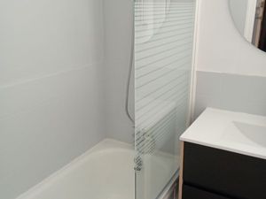 Studio meublé à vendre