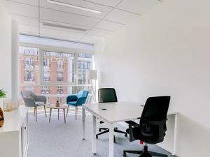 Location bureau privatif équipé à la journée / salle de réunion