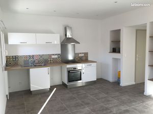 Location bel appartement 2 pièces centre village