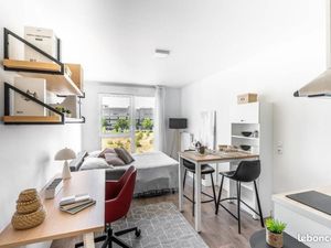 Studio 1 pièce 17 m²