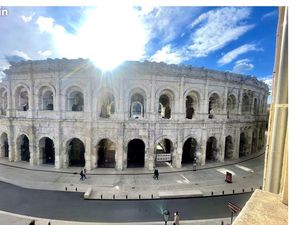 Appartement des arenes - meublé - centre ville de nimes