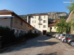 Appartement 4 pièces 83 m²