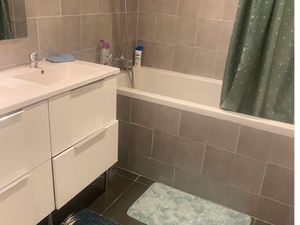 Chambre à louer dans une maison